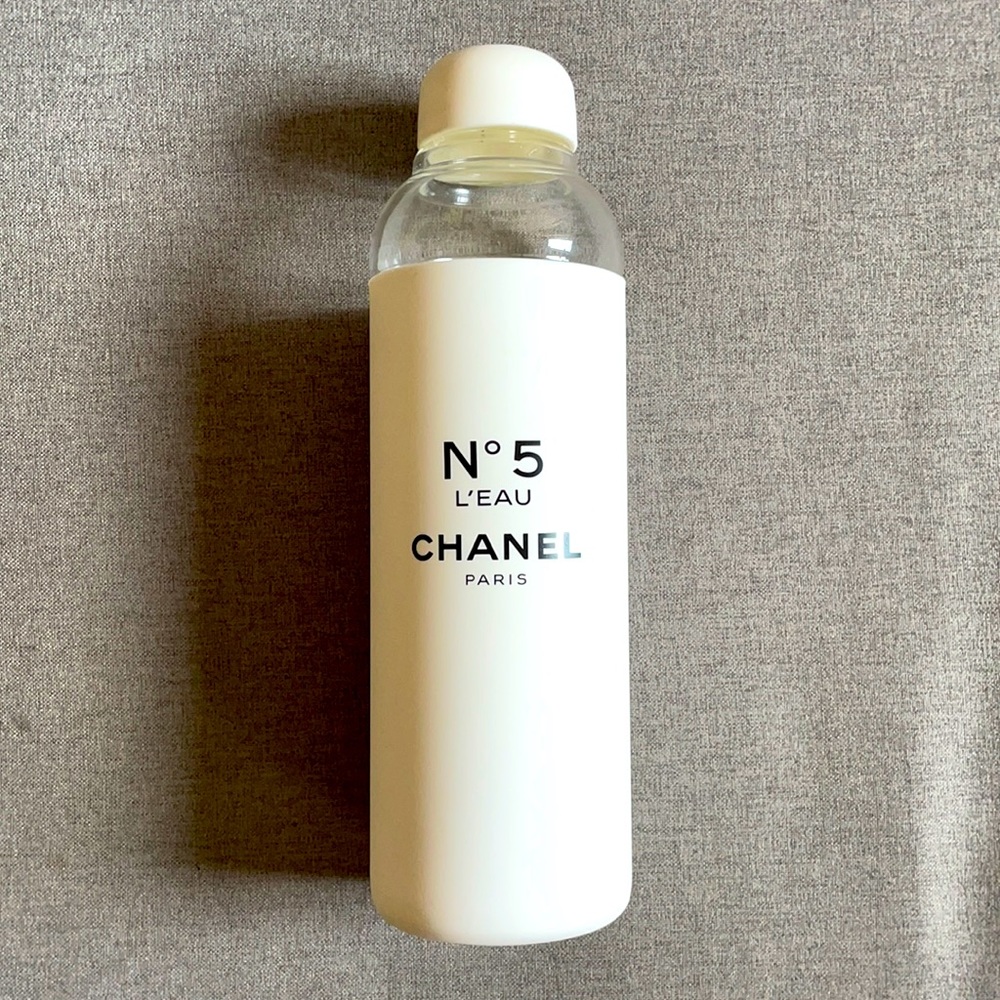 Chanel N°5 Water Bottle - RARE & Authentic - Picture 1 of 5